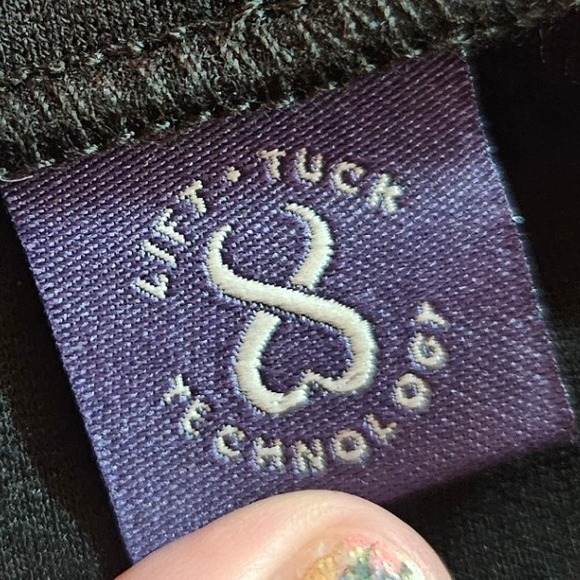 NYDJ Black Pull On Lift Tuck Original Slimming Pants 8P NWT - Picture 5 of 7